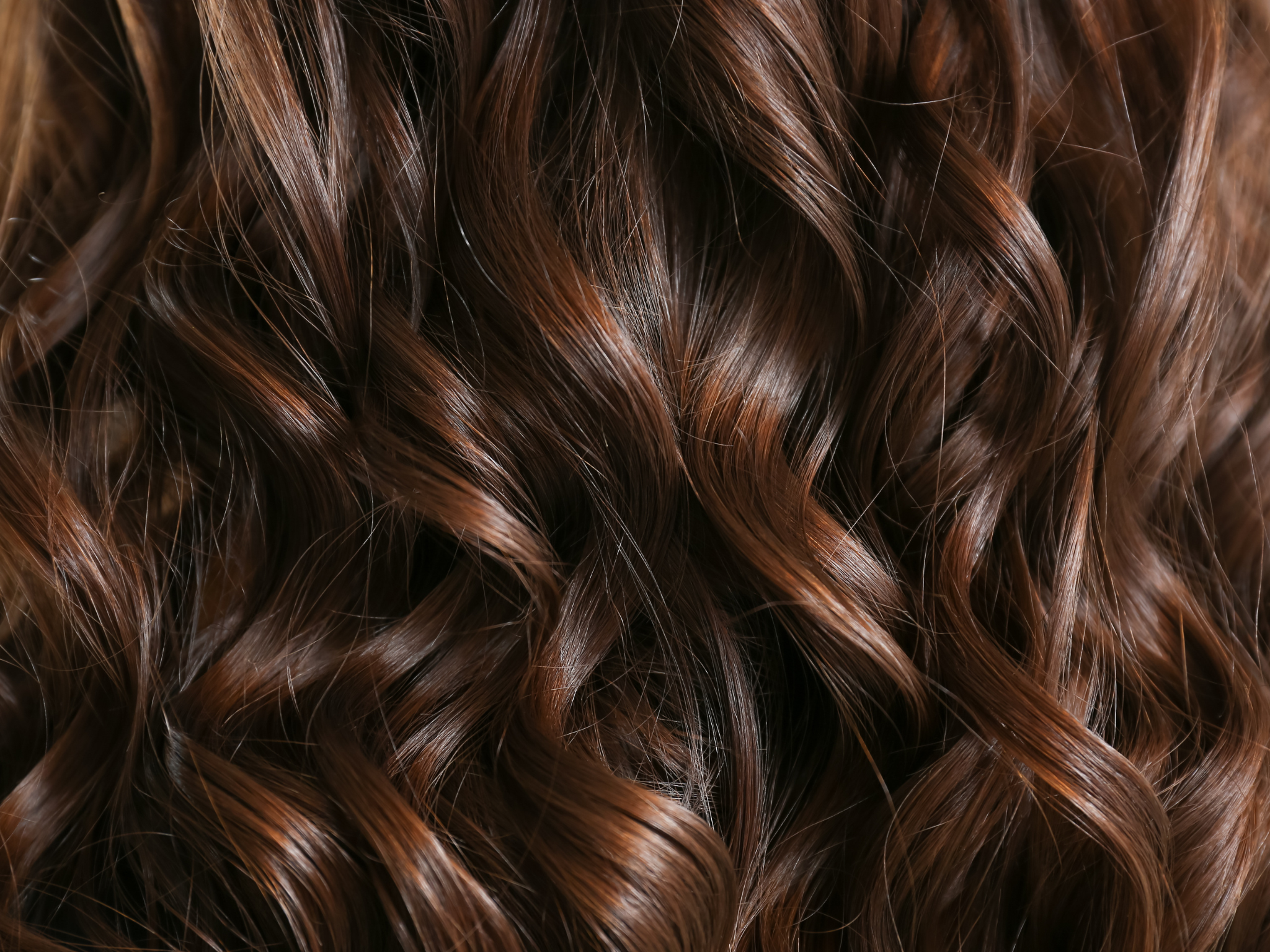 Soin et protection des cheveux grâce au turban Ade'Soie